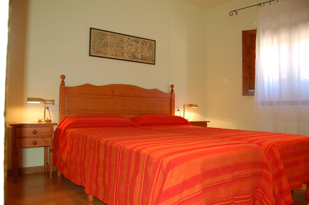 Cal Pastor Guest House La Pobla de Cervoles Rom bilde