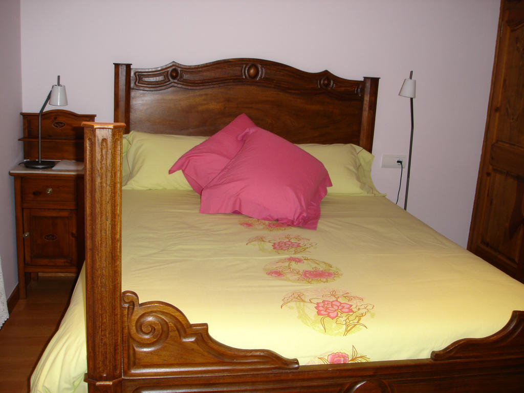Cal Pastor Guest House La Pobla de Cervoles Rom bilde